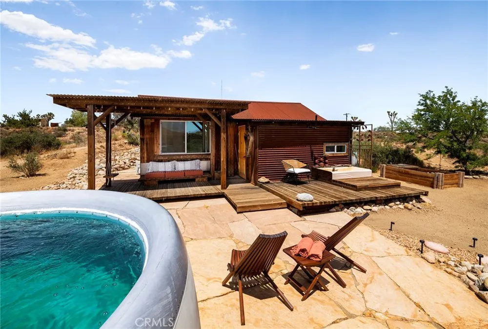 2680 Vine Pioneertown, CA 92268