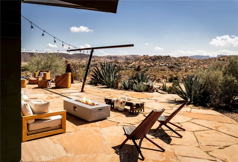2680 Vine Pioneertown, CA 92268