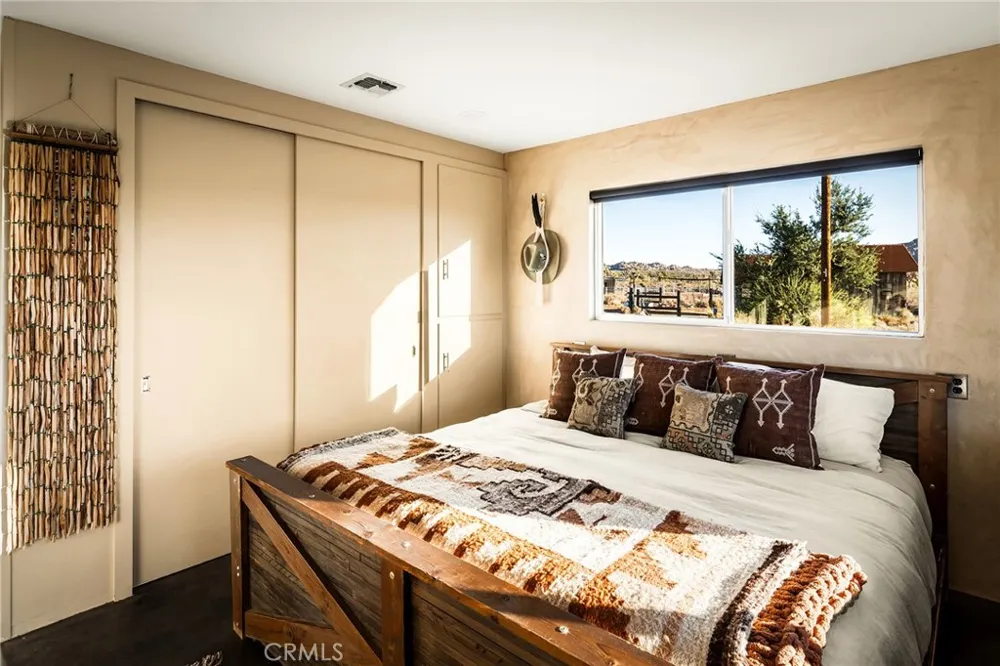 2680 Vine Pioneertown, CA 92268