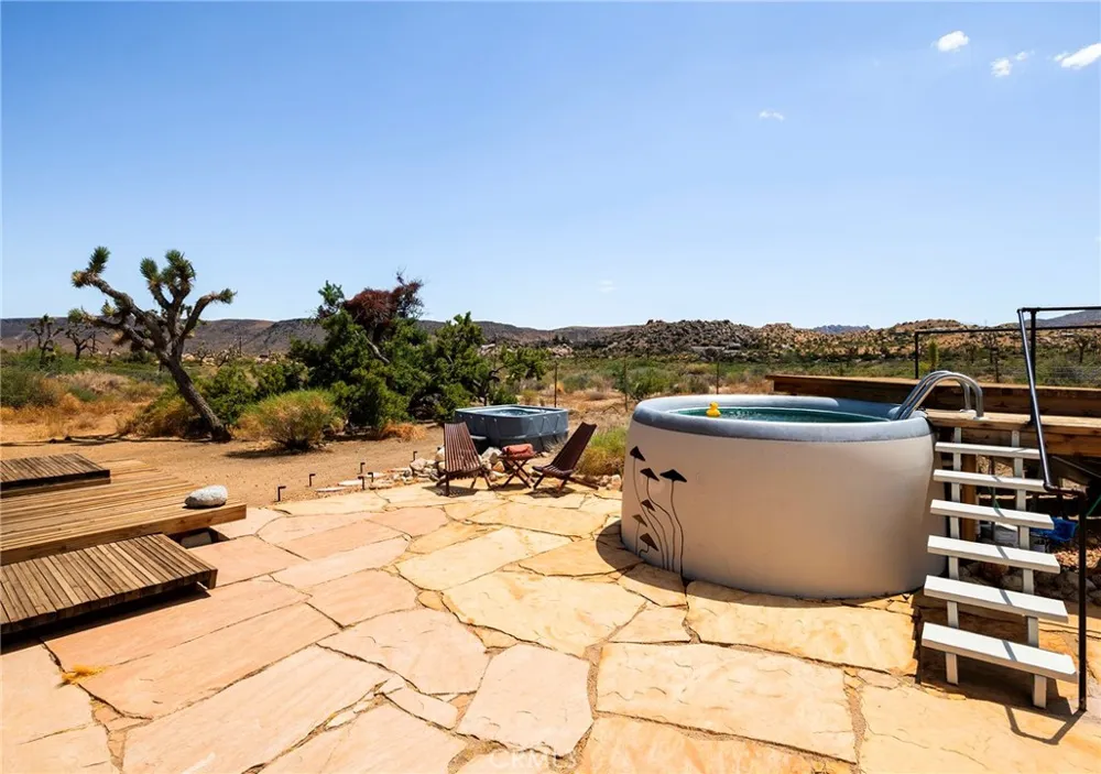 2680 Vine Pioneertown, CA 92268