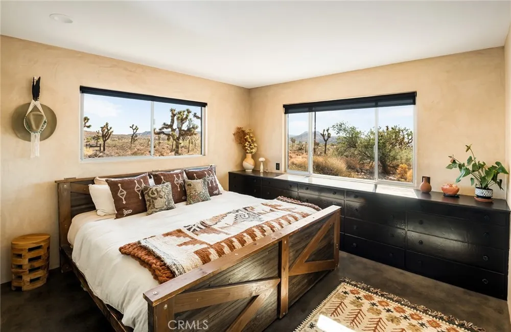 2680 Vine Pioneertown, CA 92268