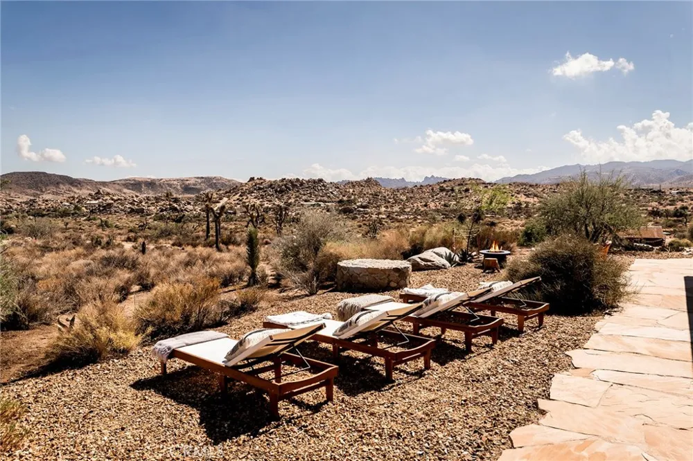 2680 Vine Pioneertown, CA 92268