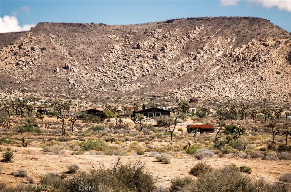 2680 Vine Pioneertown, CA 92268