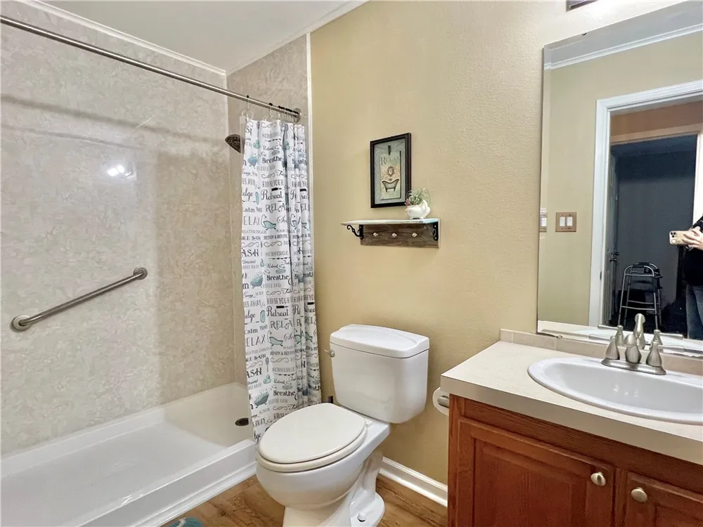 153 Boenig Road Woodsboro, TX 78393