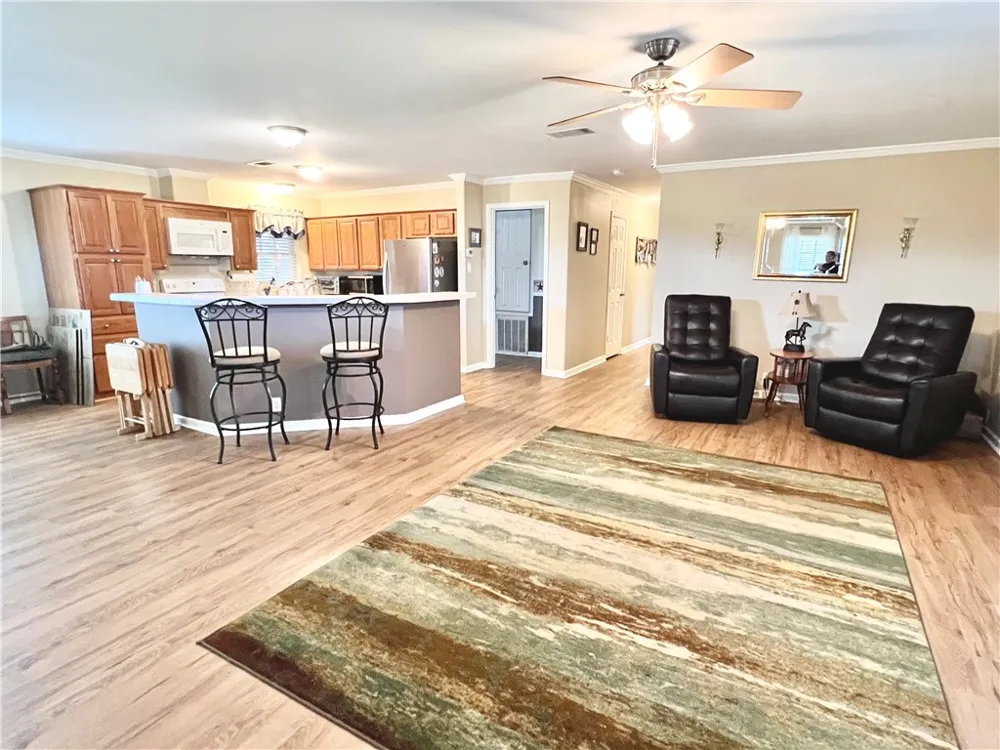 153 Boenig Road Woodsboro, TX 78393