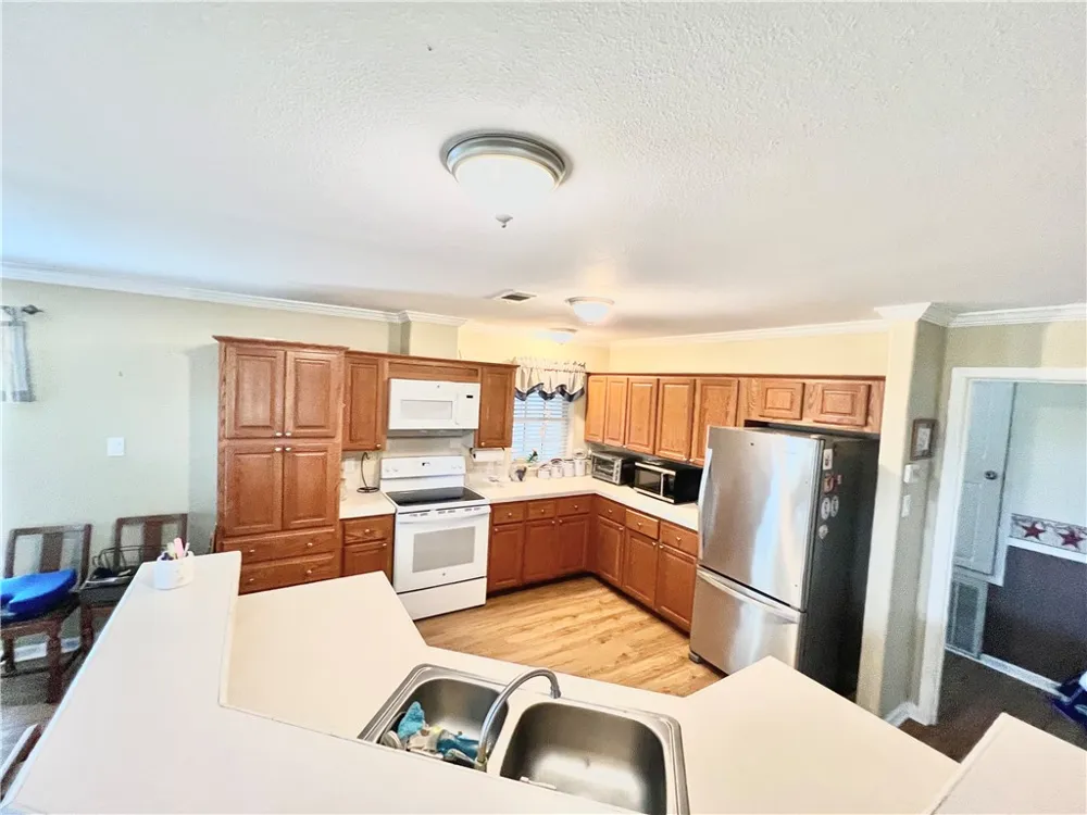 153 Boenig Road Woodsboro, TX 78393