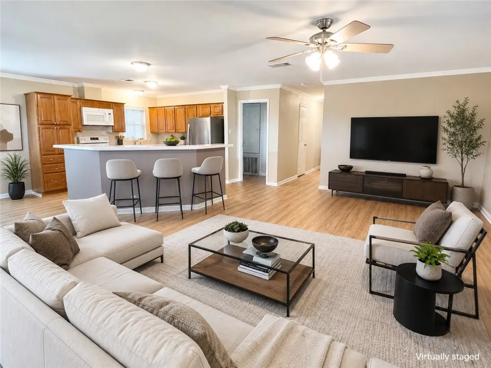 153 Boenig Road Woodsboro, TX 78393