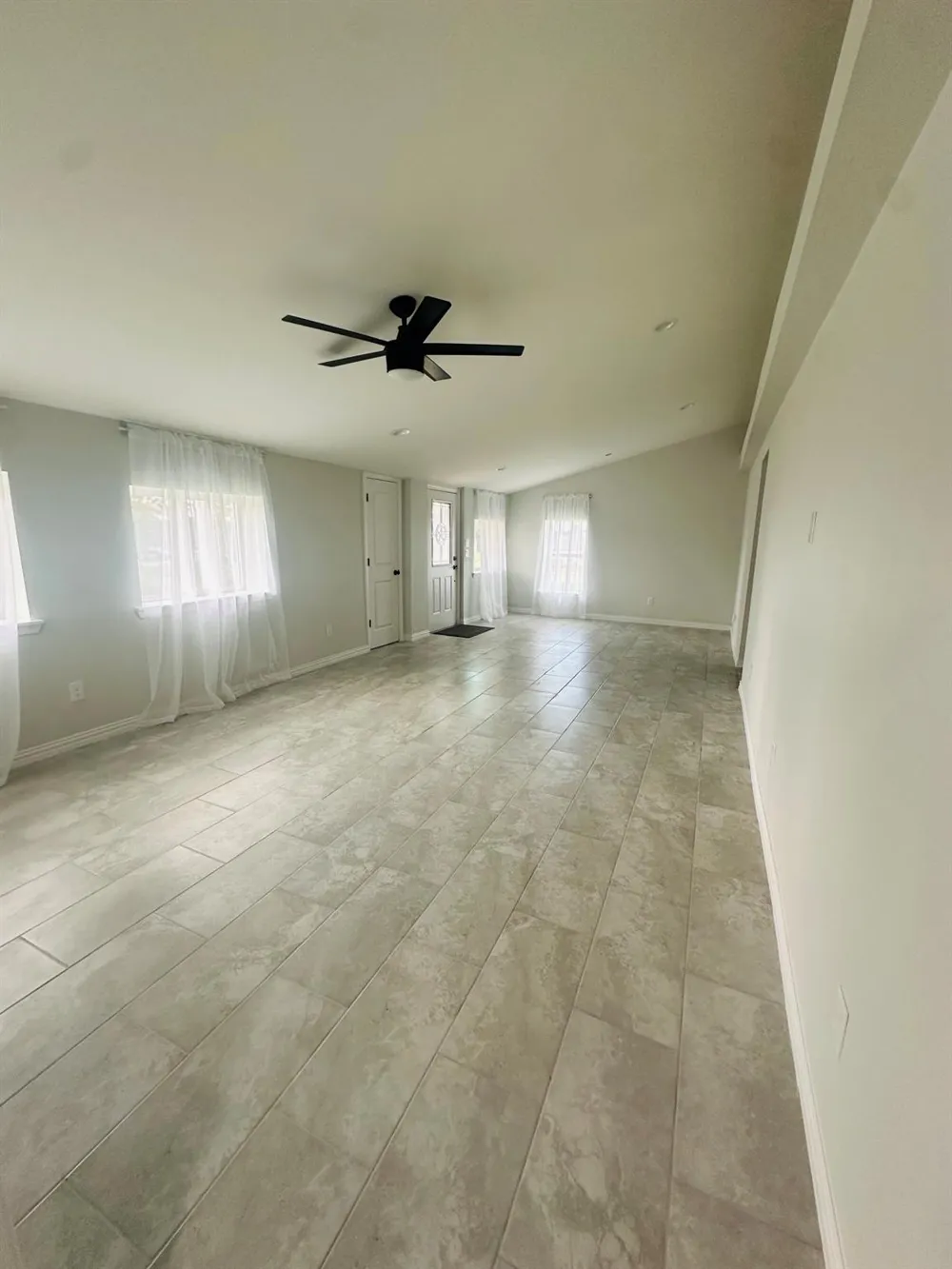 690 Barbee Street Lovelady, TX 75851