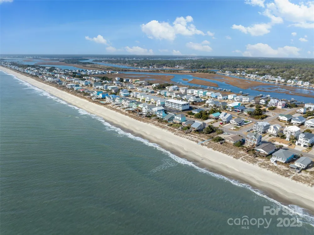 2714 W Beach Drive Oak Island, NC 28465
