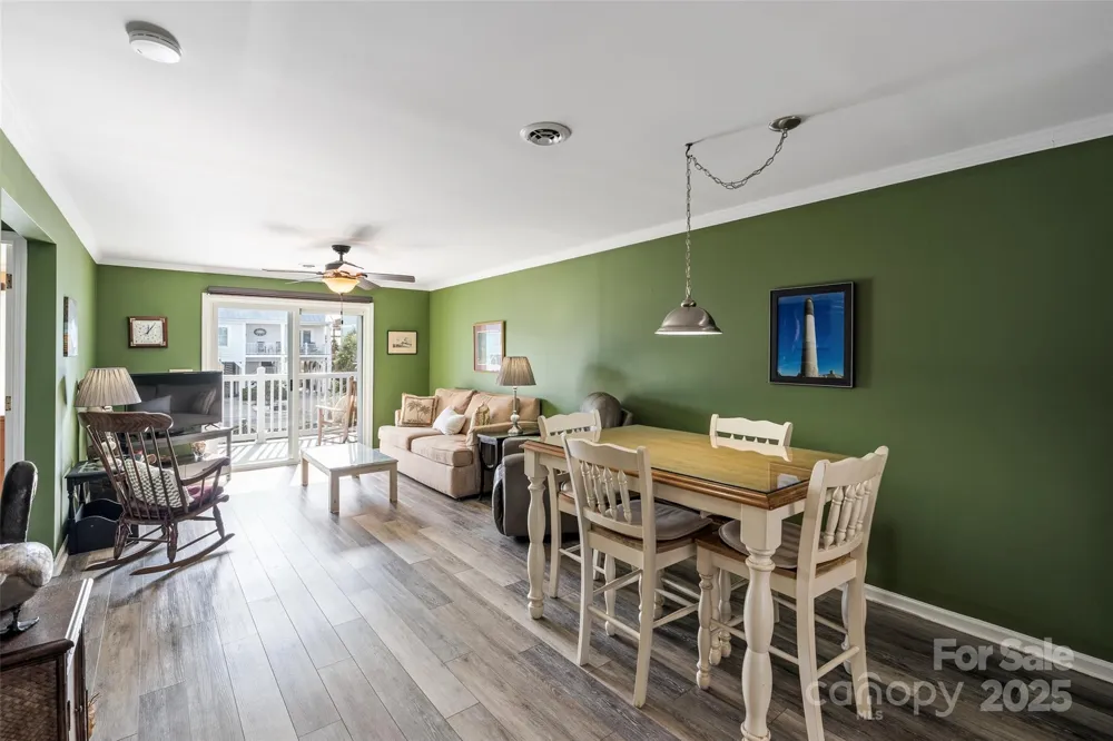 2714 W Beach Drive Oak Island, NC 28465