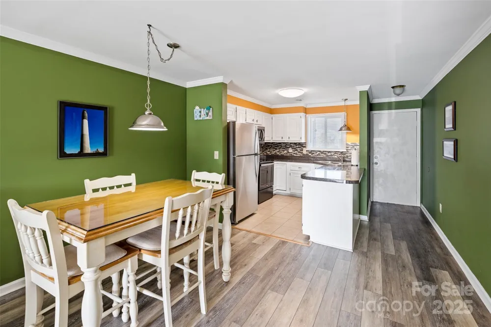 2714 W Beach Drive Oak Island, NC 28465