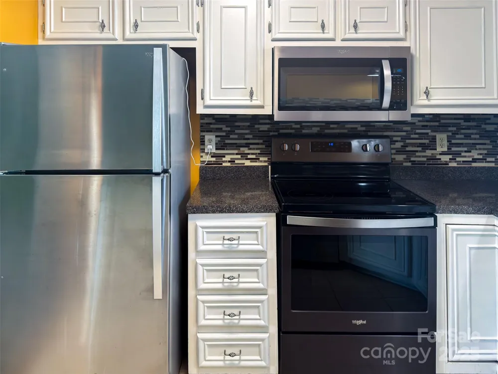 2714 W Beach Drive Oak Island, NC 28465