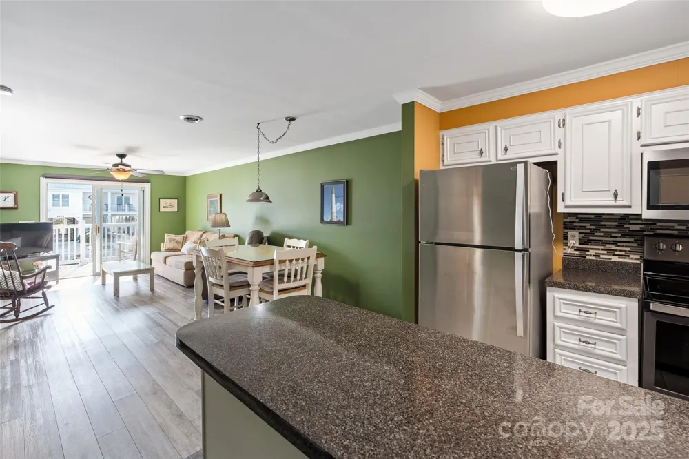 2714 W Beach Drive Oak Island, NC 28465