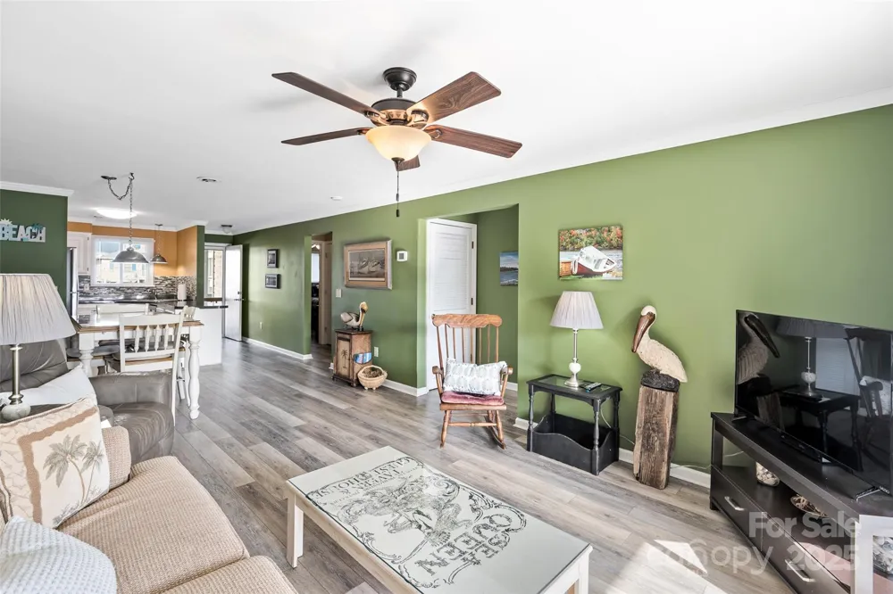 2714 W Beach Drive Oak Island, NC 28465