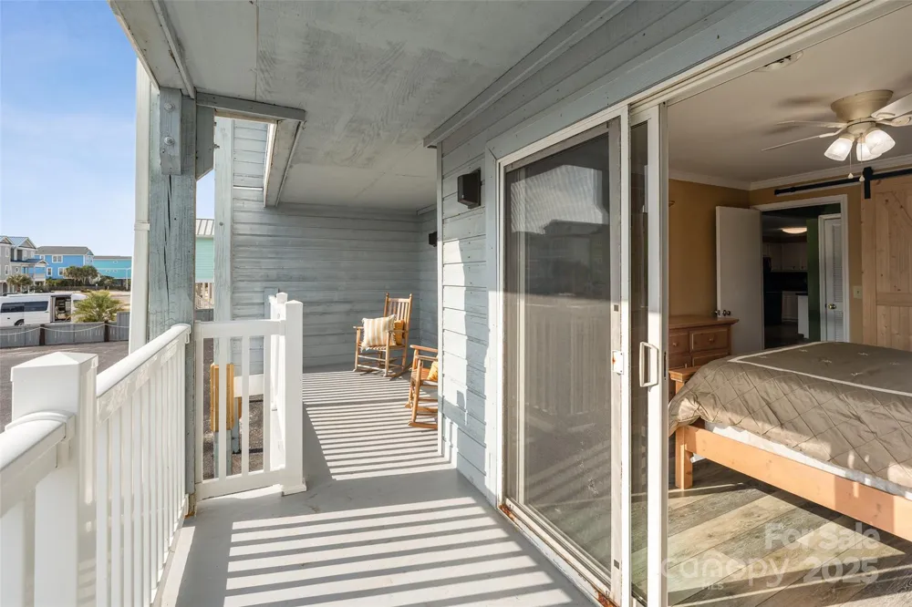 2714 W Beach Drive Oak Island, NC 28465
