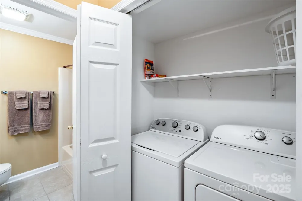 2714 W Beach Drive Oak Island, NC 28465