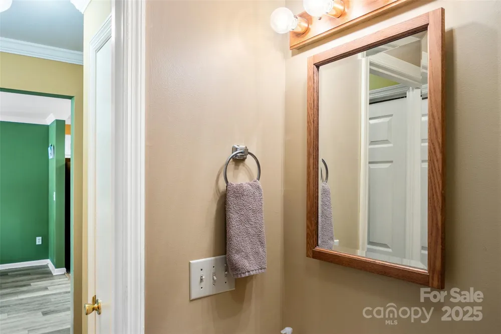 2714 W Beach Drive Oak Island, NC 28465