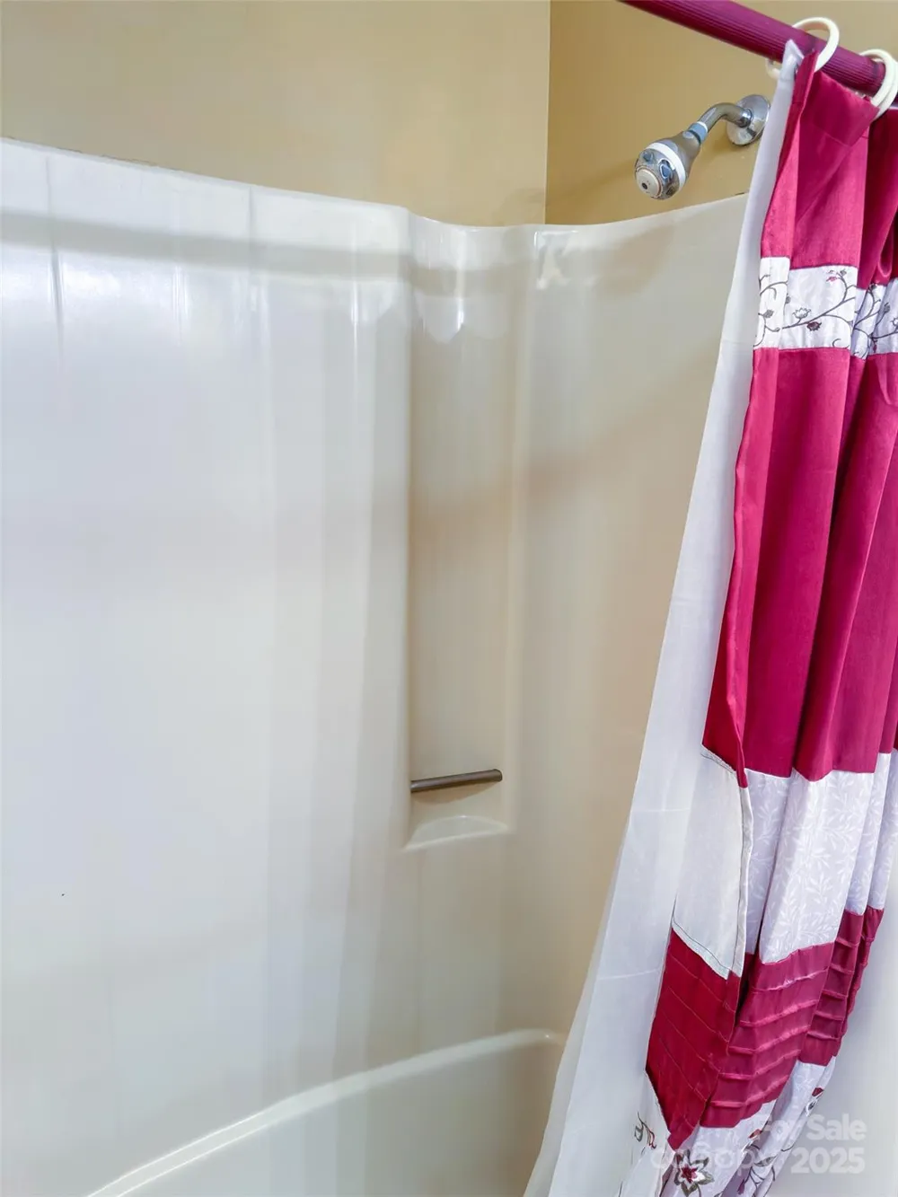 2714 W Beach Drive Oak Island, NC 28465