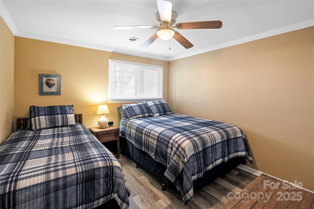 2714 W Beach Drive Oak Island, NC 28465
