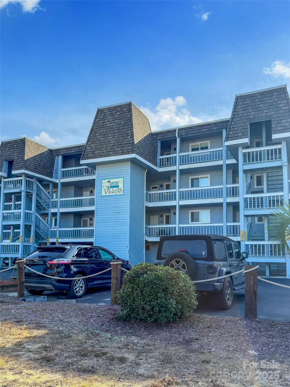 2714 W Beach Drive Oak Island, NC 28465
