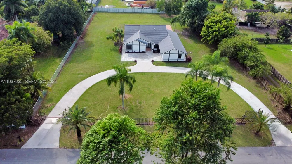 21360 SW 236th St Homestead, FL 33031