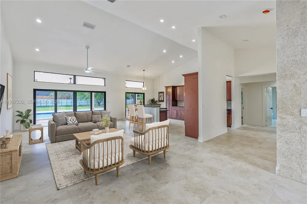 21360 SW 236th St Homestead, FL 33031