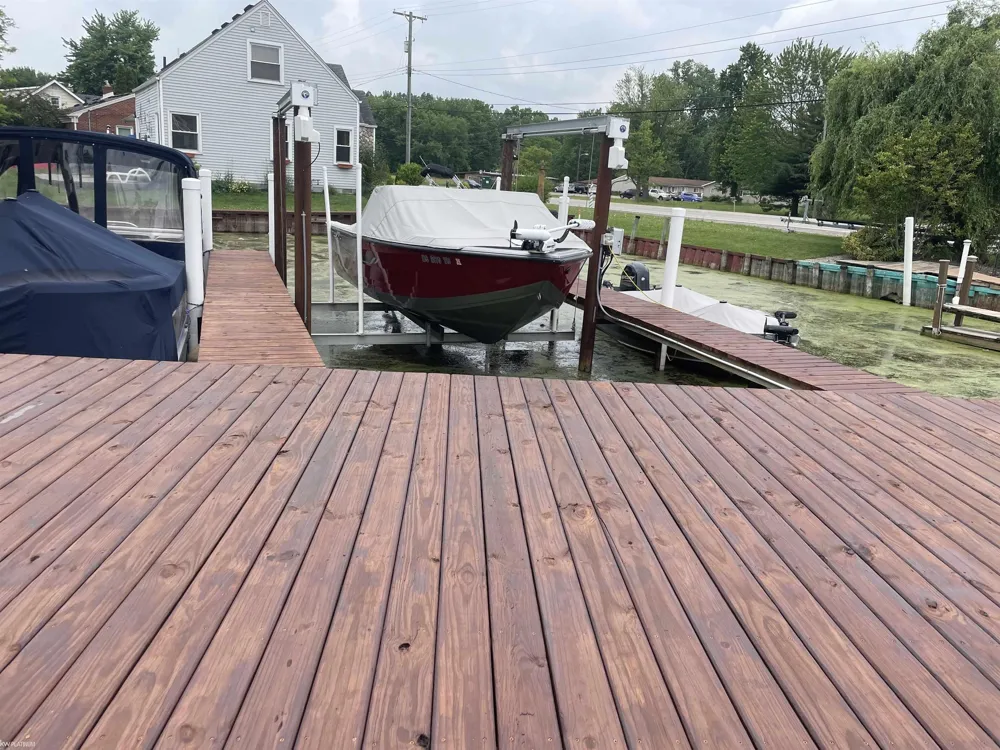 29050 Farwell Street New Baltimore City, MI 48047