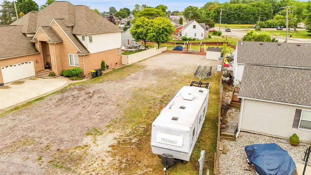 29050 Farwell Street New Baltimore City, MI 48047