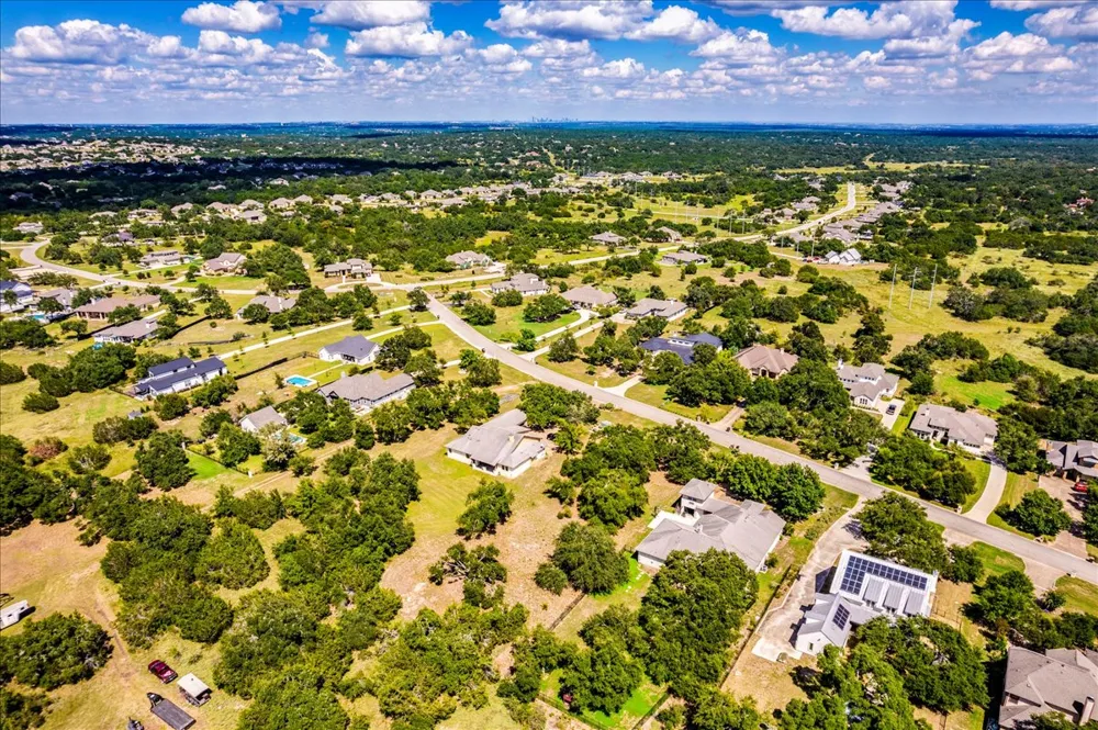 10299 Brangus Road Driftwood, TX 78619