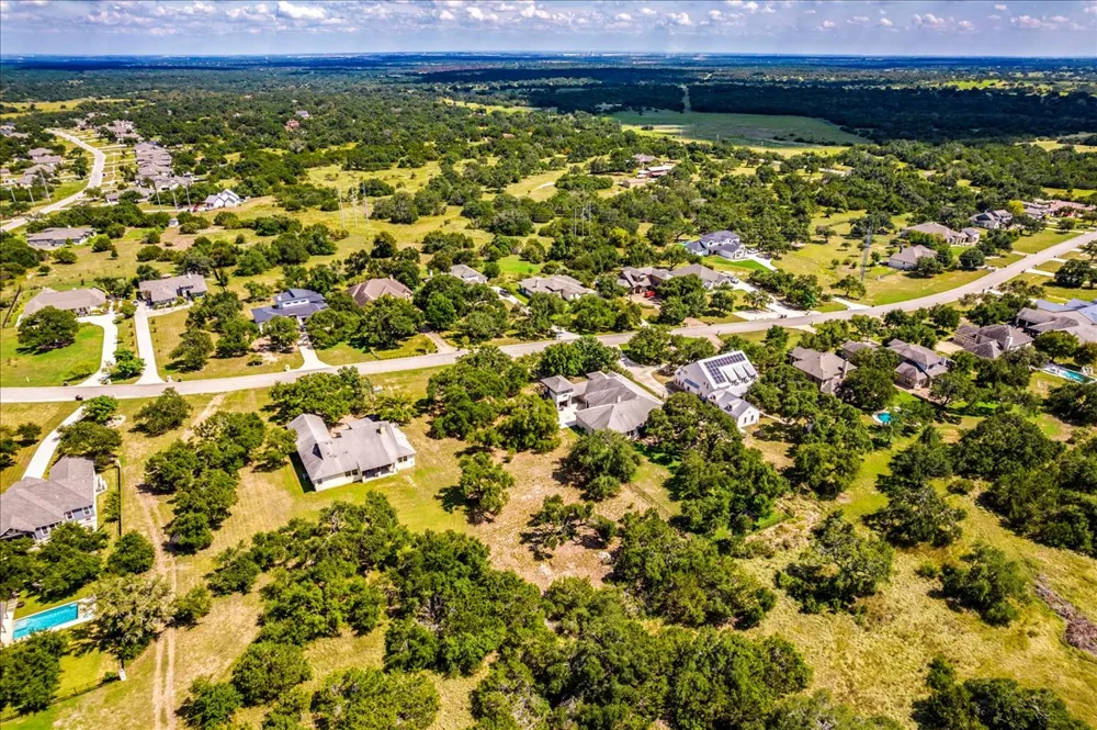 10299 Brangus Road Driftwood, TX 78619