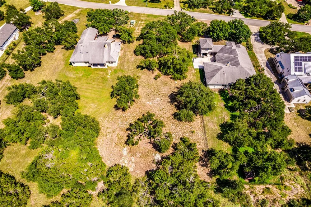 10299 Brangus Road Driftwood, TX 78619