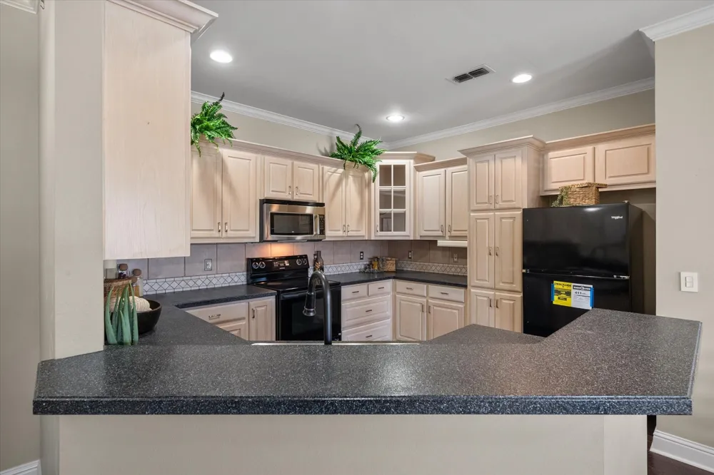 603 W 6th Avenue #203 Corsicana, TX 75110