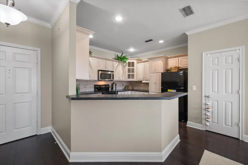 603 W 6th Avenue #203 Corsicana, TX 75110