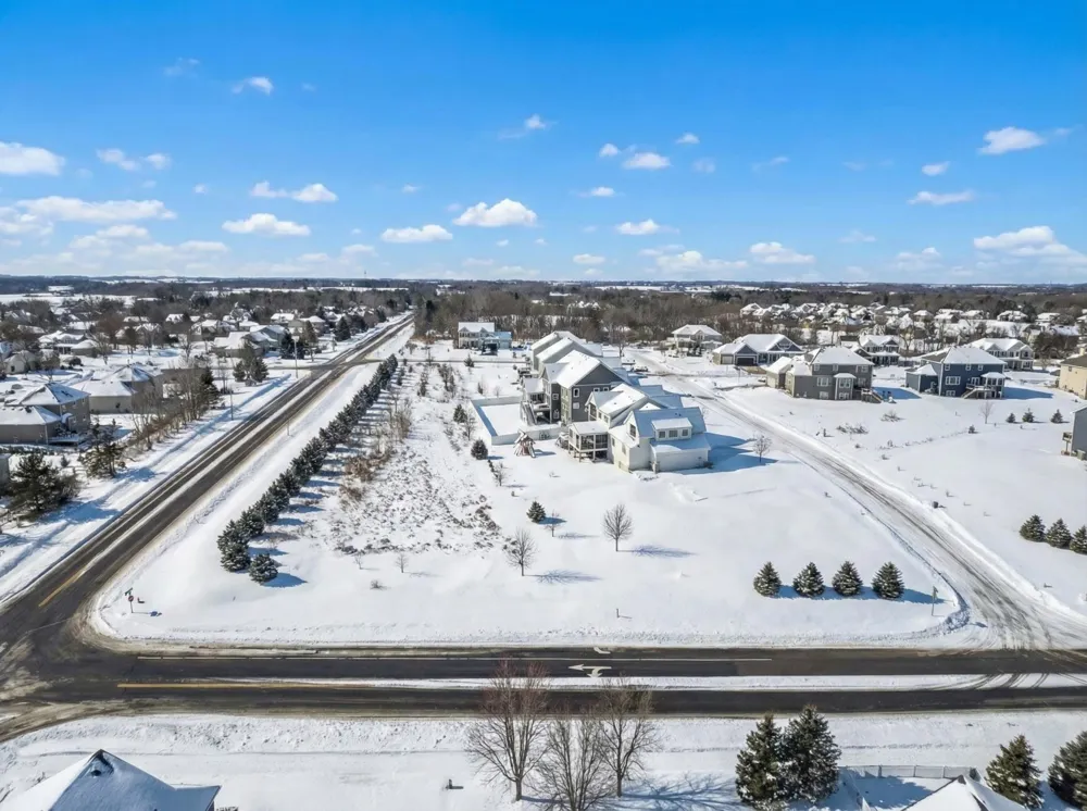 3998 Haven Woods Court Eagan, MN 55123