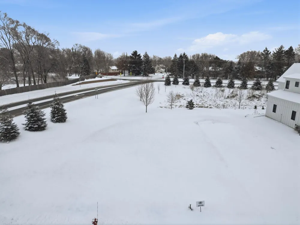 3998 Haven Woods Court Eagan, MN 55123