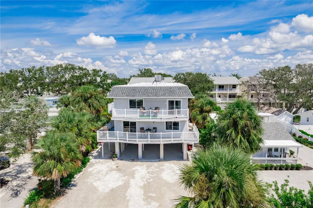 115 CANAL AVENUE #3 Indian Rocks Beach, FL 33785