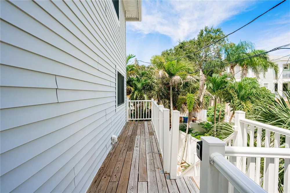 115 CANAL AVENUE #3 Indian Rocks Beach, FL 33785