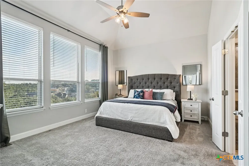32140 Mustang Hill Bulverde, TX 78163