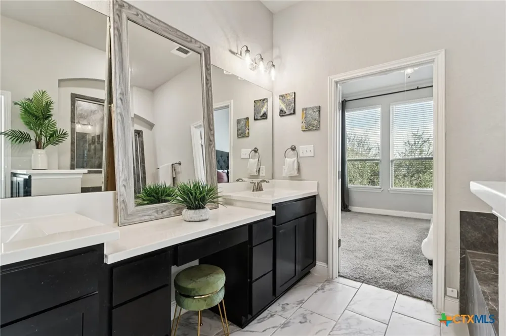 32140 Mustang Hill Bulverde, TX 78163