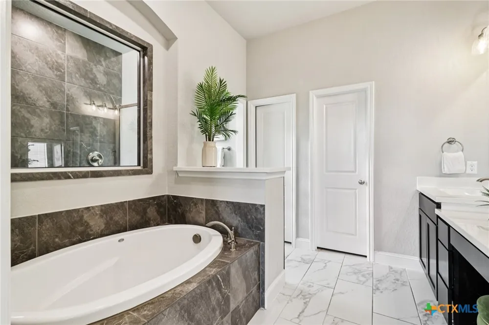 32140 Mustang Hill Bulverde, TX 78163