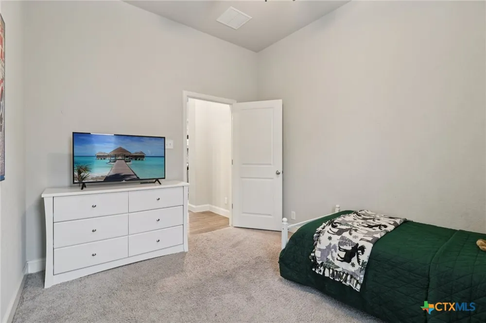 32140 Mustang Hill Bulverde, TX 78163