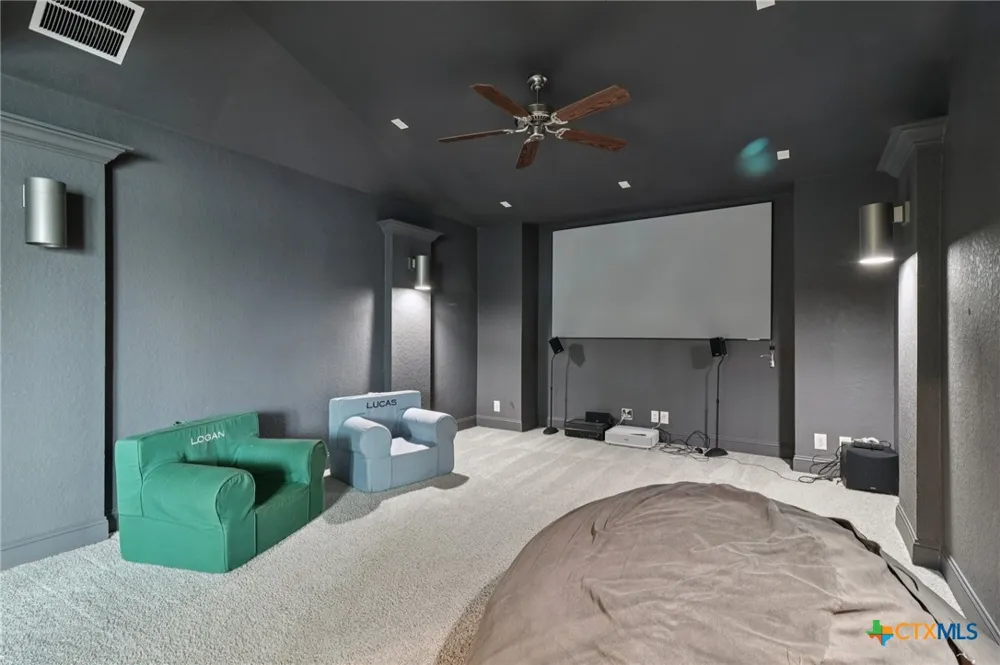 32140 Mustang Hill Bulverde, TX 78163