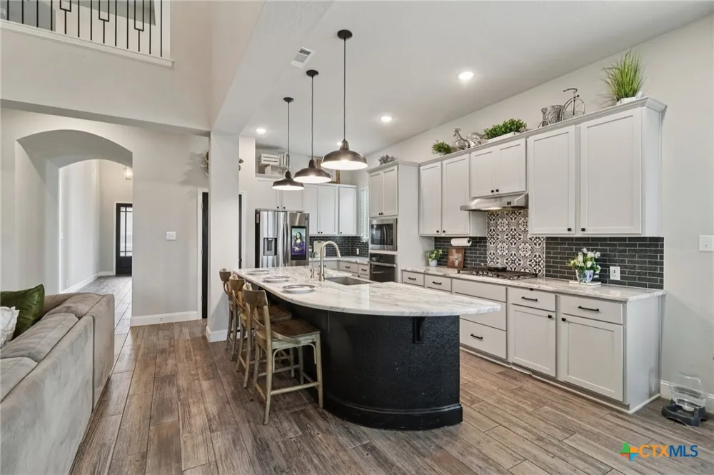 32140 Mustang Hill Bulverde, TX 78163