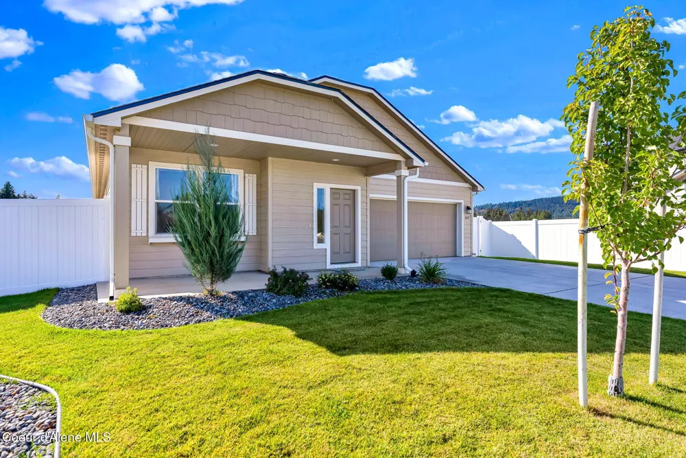 16167 Hadley Loop Rathdrum, ID 83858