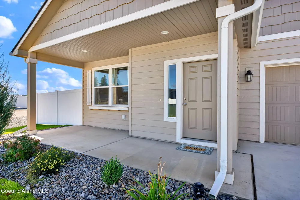 16167 Hadley Loop Rathdrum, ID 83858
