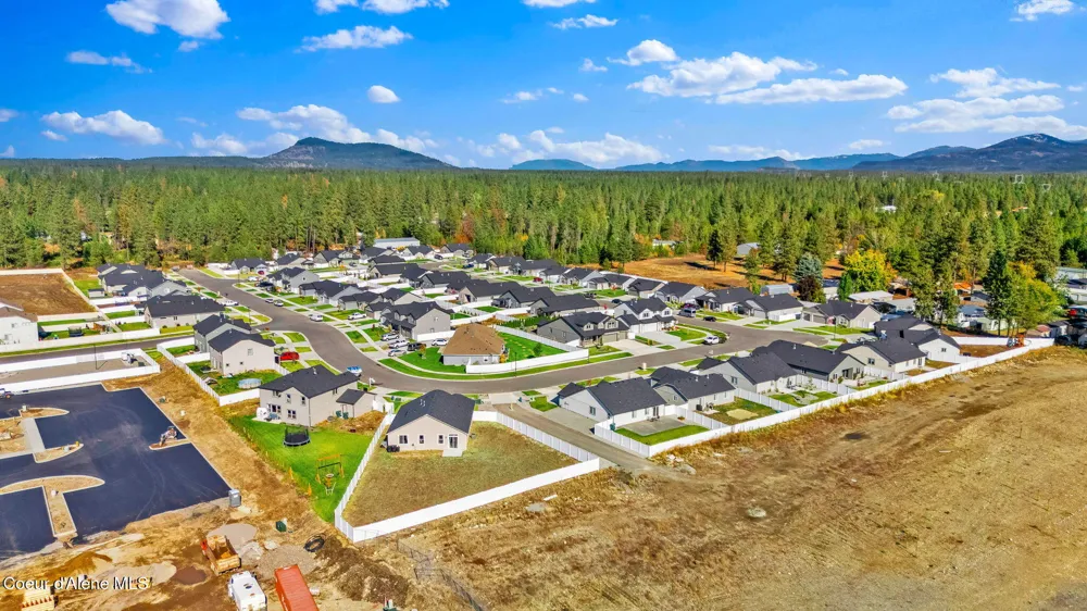 16167 Hadley Loop Rathdrum, ID 83858