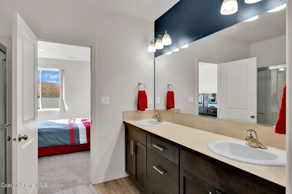 16167 Hadley Loop Rathdrum, ID 83858