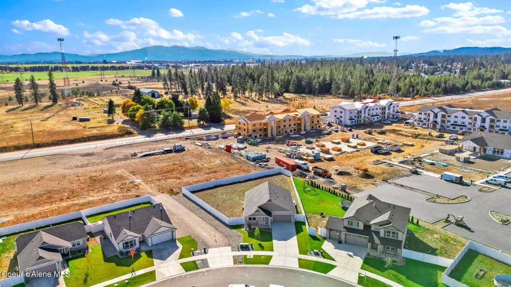 16167 Hadley Loop Rathdrum, ID 83858