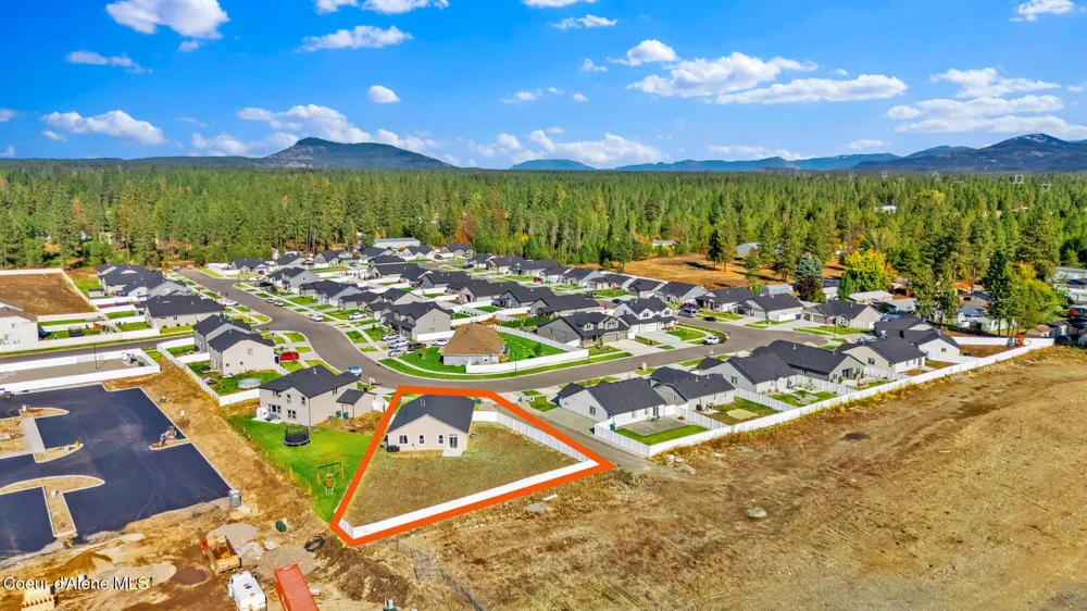 16167 Hadley Loop Rathdrum, ID 83858