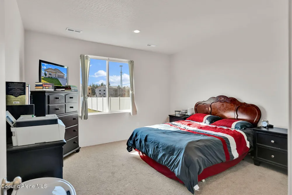 16167 Hadley Loop Rathdrum, ID 83858